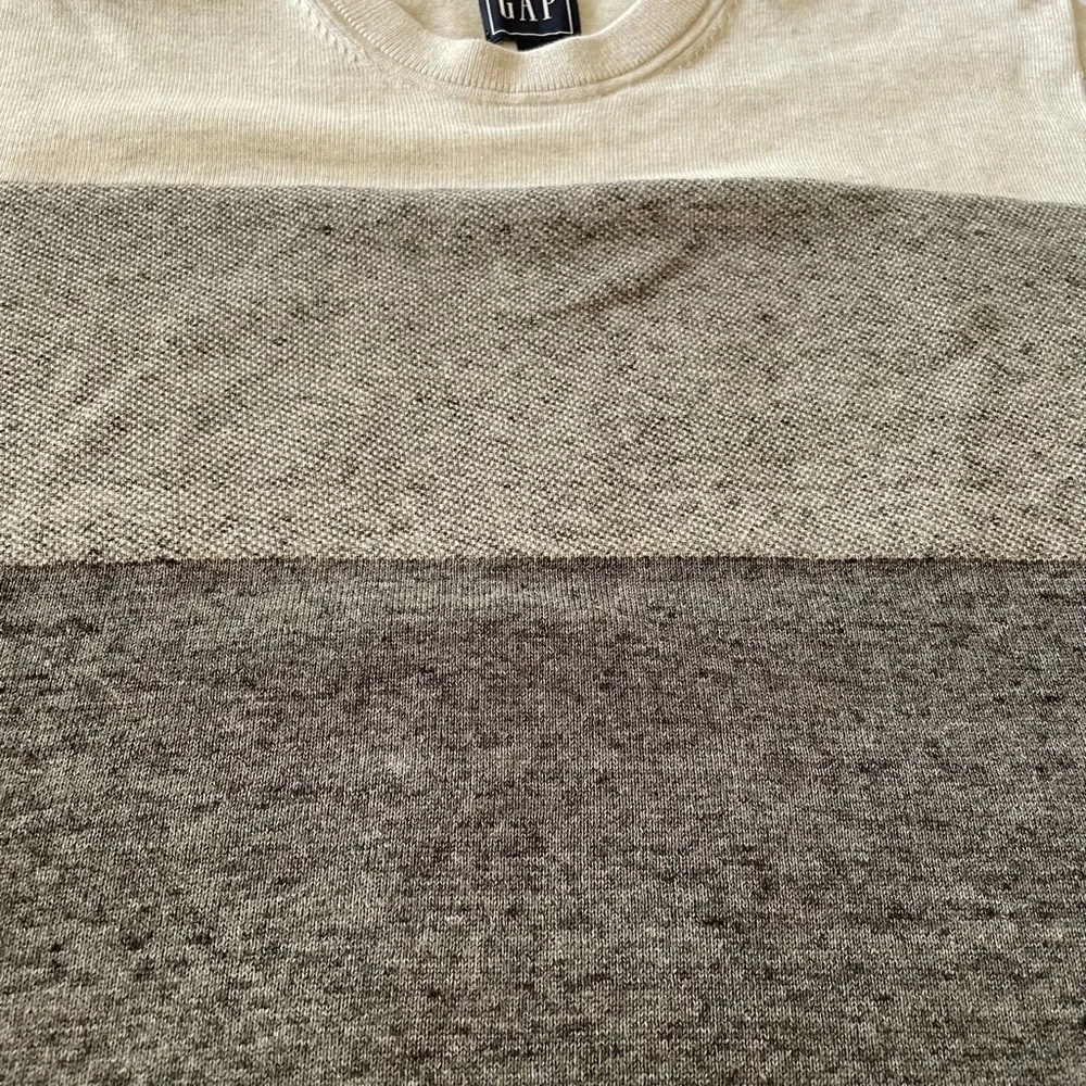 GAP Crewneck Sweater, Gray, Sz Medium - Picture 6 of 6